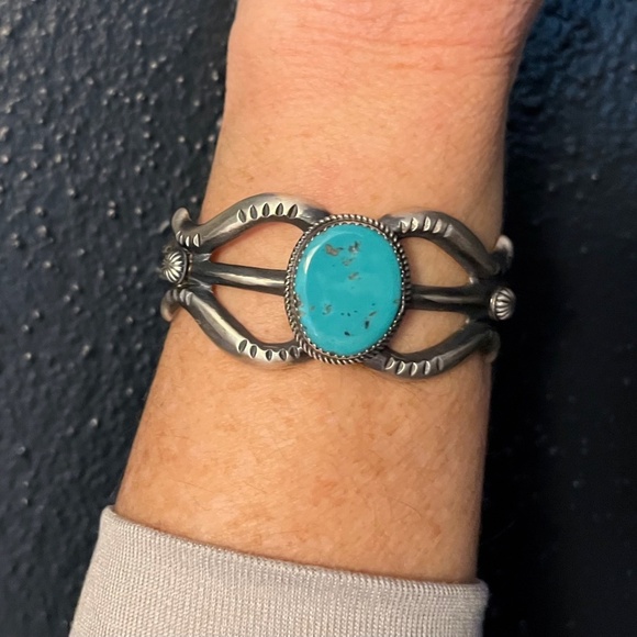 Vintage Navajo Sterling Silver Turquoise Bracelet Cuff Martha Cayatineto #2 - Picture 4 of 12